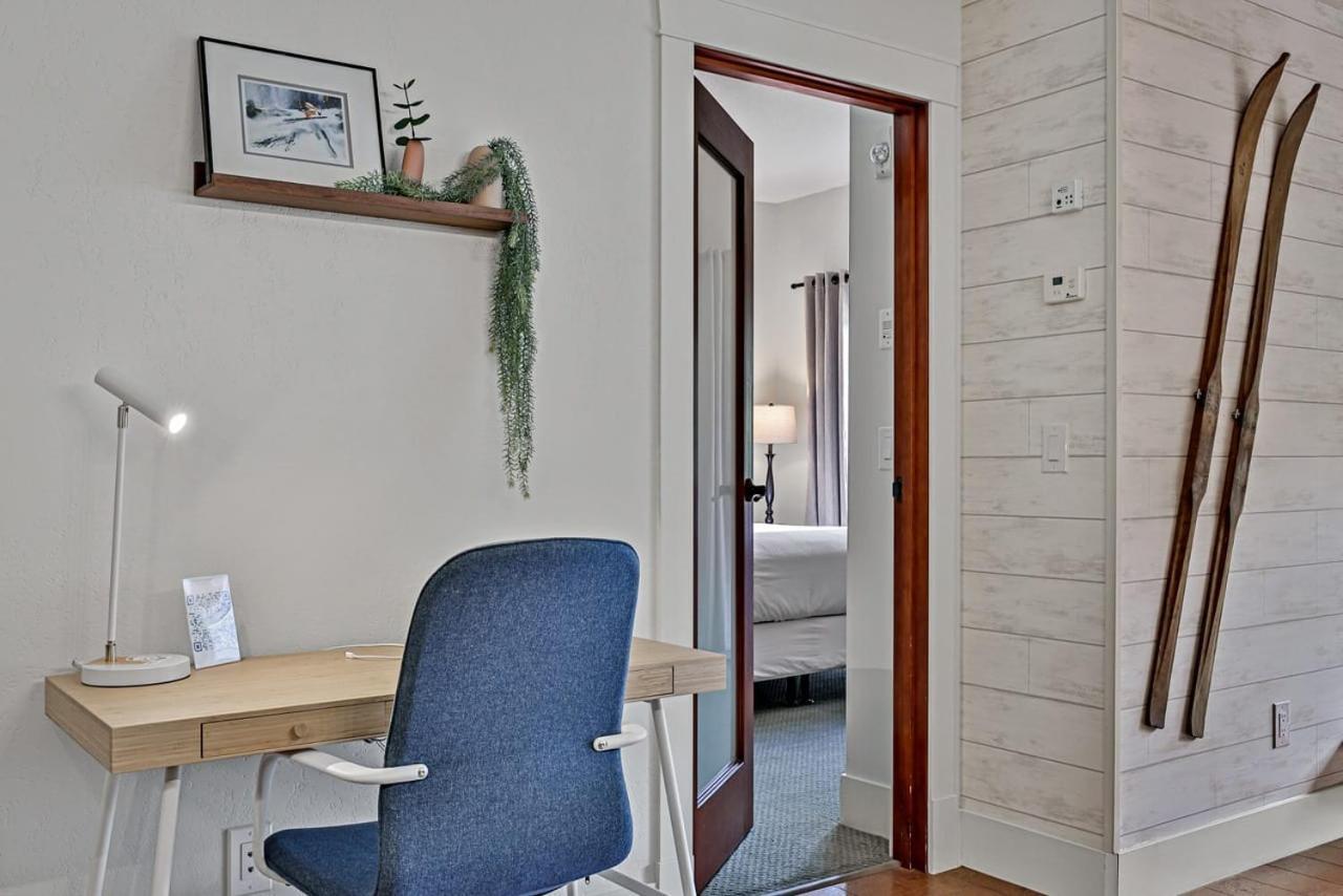 Classic Hideaway Elegant 2bd 2bth Apartment